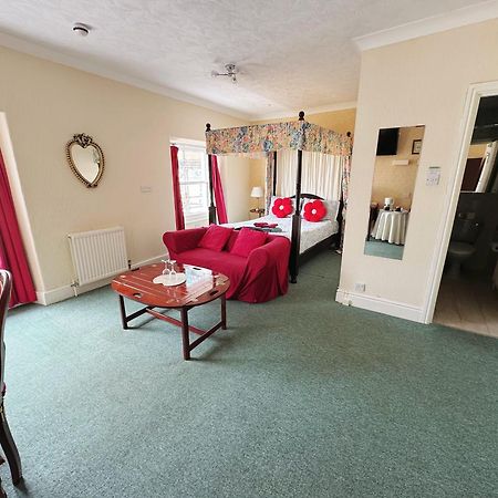 White Court Llandudno Bed & Breakfast Room photo